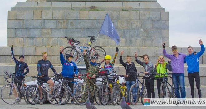 Велопробег «Альметьевск-Севастополь» посвятили 70-й годовщине Победы в Великой Отечественной войне и женщинам-защитницам