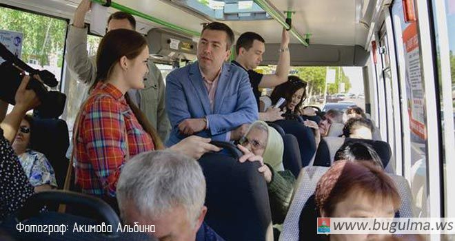Линар Закиров проехал на автобусе, оценив работу общественного транспорта
