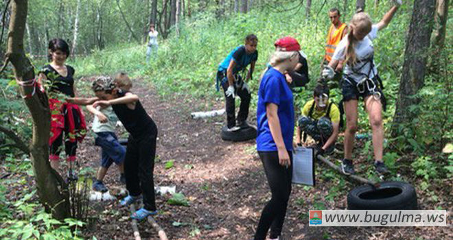 Сельская молодёжь Бугульминского района училась разжигать самовар и играть в лапту