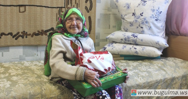 Бугульминцы поздравили землячек, проживающих в азнакаевском доме-интернате для престарелых и инвалидов