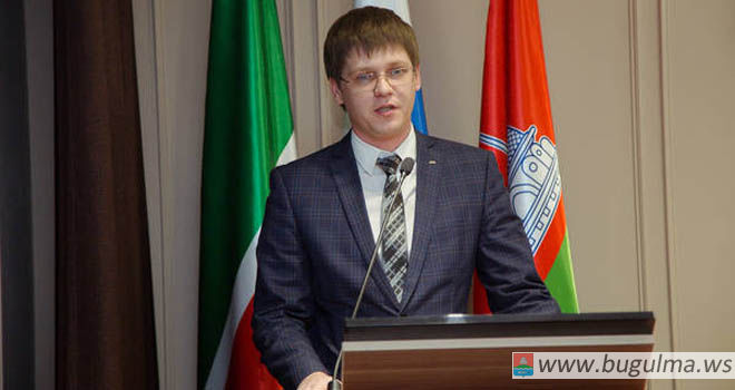 Руководитель Бугульминского подразделения ПАО «АК БАРС» банка выступил на Деловом понедельнике