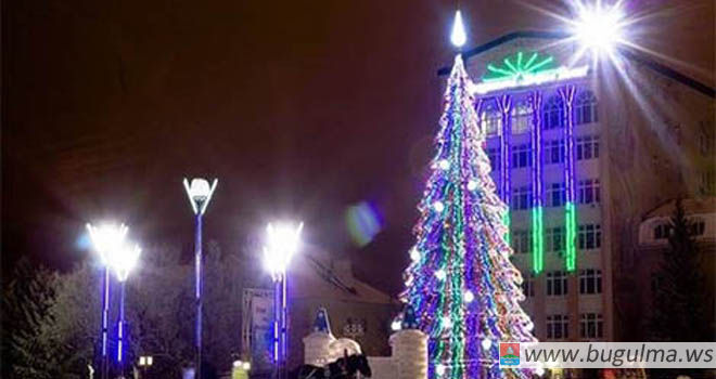 На открытии главной елки жителей Бугульмы ждут конфетный дождь, парад Дедов Морозов и фейерверк