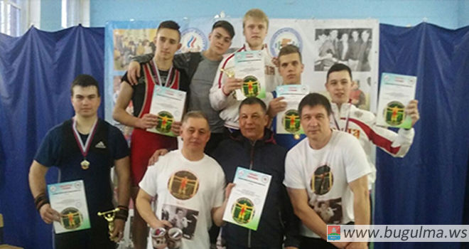 Бугульминские спортсмены завоевали золото на Всероссийском турнире по тяжелой атлетике