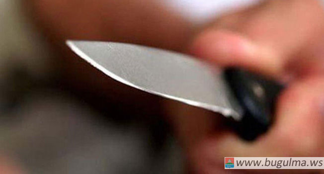 В Бугульме пассажир ударил водителя ножом в живот