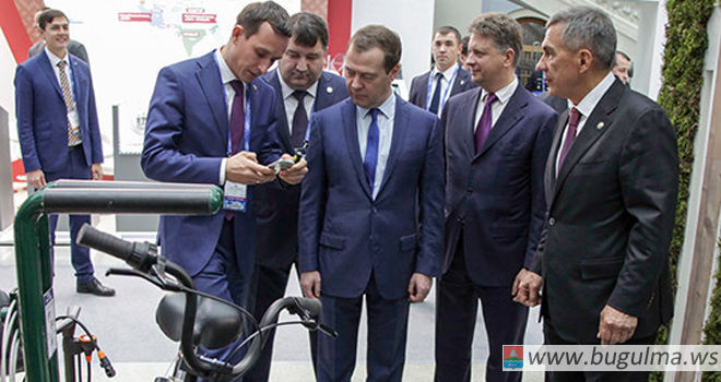 Д.Медведев оценил велоинфраструктуру Альметьевска