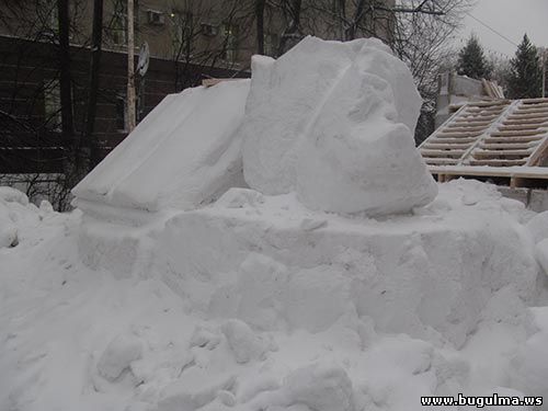 снежная фигура