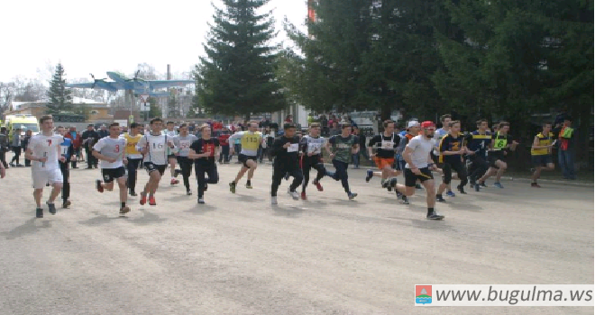 В рамках Дня Победы в Бугульме пройдут традиционные легкоатлетические эстафеты по улицам города