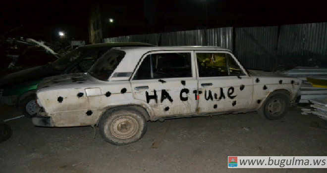 В Бугульме полицейские задержали злоумышленников, которые похитили для продажи автомашину.