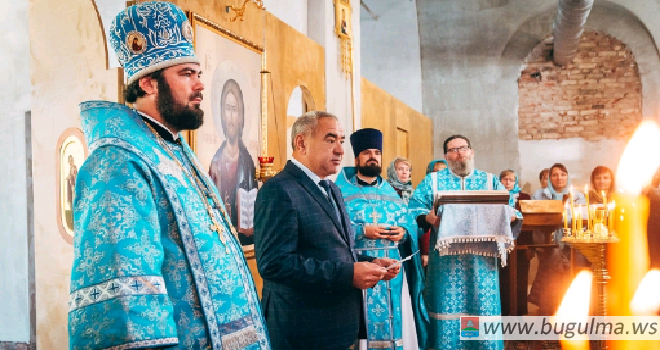 Состоялась торжественная Божественная литургия в Казанско-Богородицком монастыре