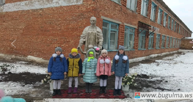 Бөгелмә районында барлык Әниләргә һәйкәл ачылды