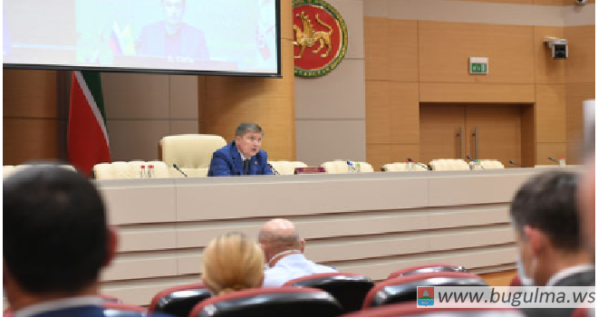 Нигматуллин провел заседание на тему безопасности на Общероссийском голосовании.