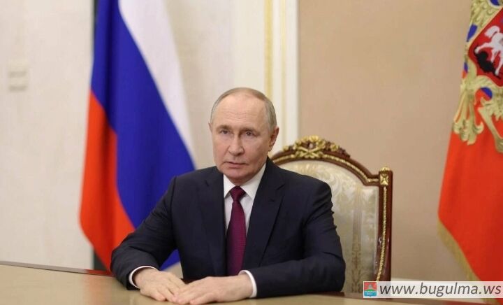 Владимир Путин пожелал выпускникам школ найти и реализовать свое призвание.