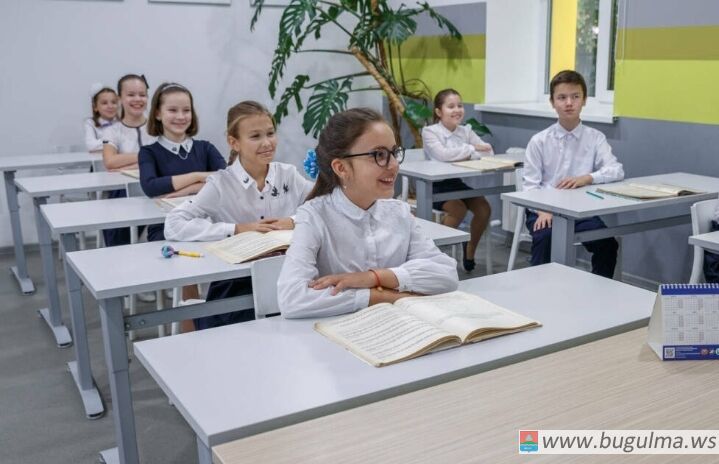 В Госдуме разработали законопроект о школьных выплатах перед 1 сентября.