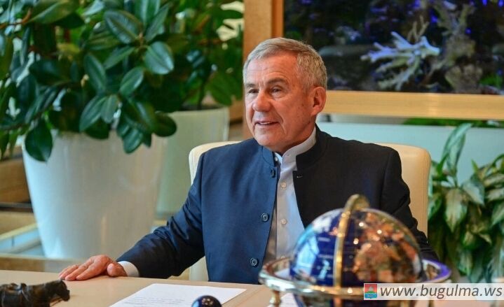 Рустам Минниханов заявил о необходимости сформировать новое поколение профессионалов науки.
