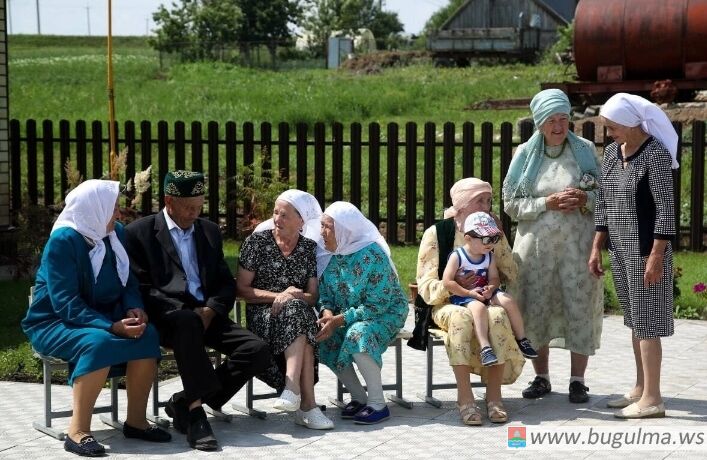 Могут ли пенсионеры получать пособие по безработице в Татарстане.