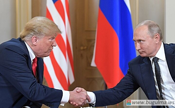 Встреча Владимира Путина и Трампа начнется в 22:30.