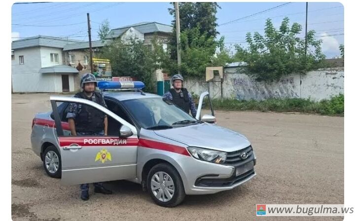 В Бугульме сотрудники Росгвардии задержали мужчину.