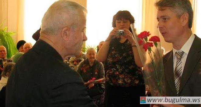 Юбилейные медали ветеранам к 70-летию Победы