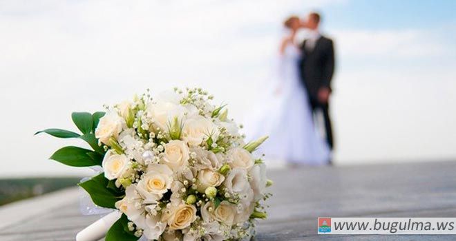 В России гражданский брак, венчание и никах хотят приравнять к законному супружеству