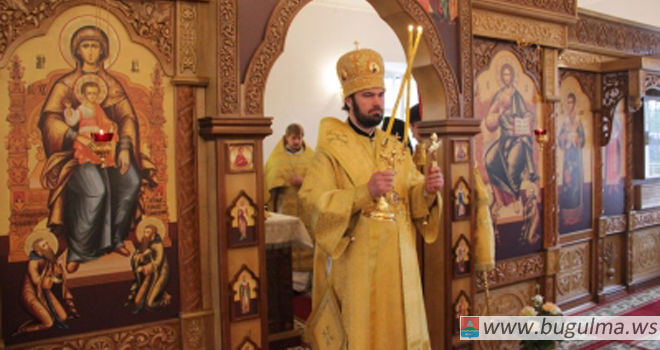 В Бугульминском Александро-Невском мужском монастыре прошло ежегодное праздничное богослужение