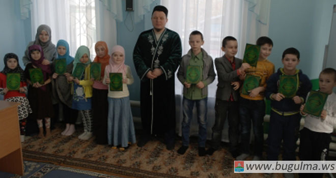 Занимательная викторина для детей прошла в центральной мечети Бугульмы