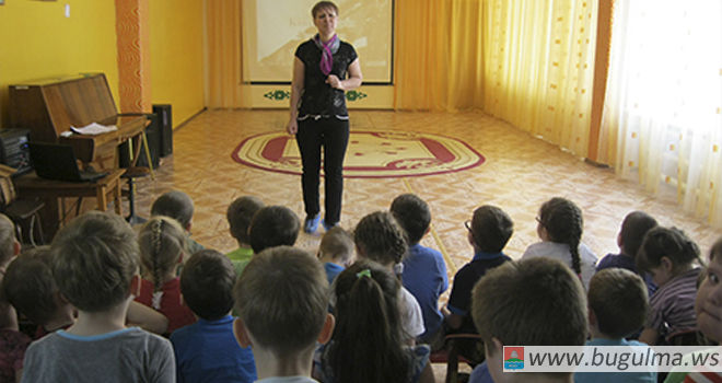 Дошкольникам Бугульмы рассказали о маленьких героях Великой Отечественной войны