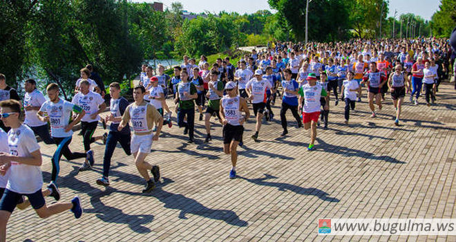 В Бугульме к Всероссийскому забегу «Кросс наций 2017» присоединились три тысячи человек